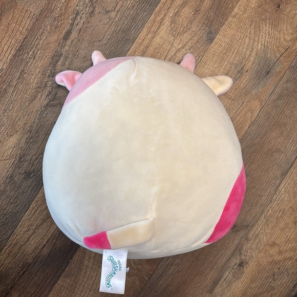 9 Inch Pink Cow Squishmallow - Picture 2 of 5